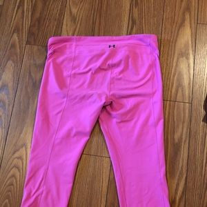 Under Armour Bubblegum pink leggings